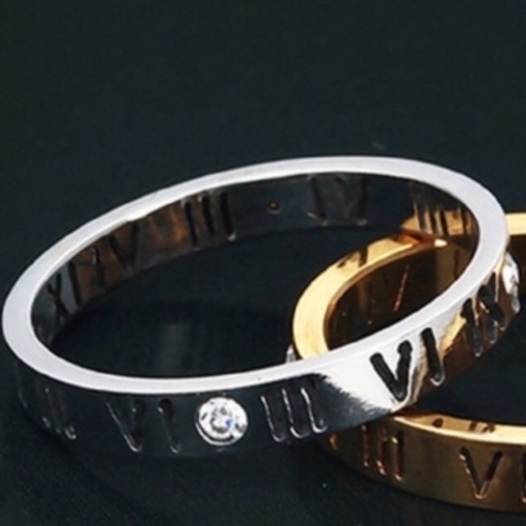 WHITE GOLD Roman Numeral Crystal Ring NEW - Picture 2 of 2